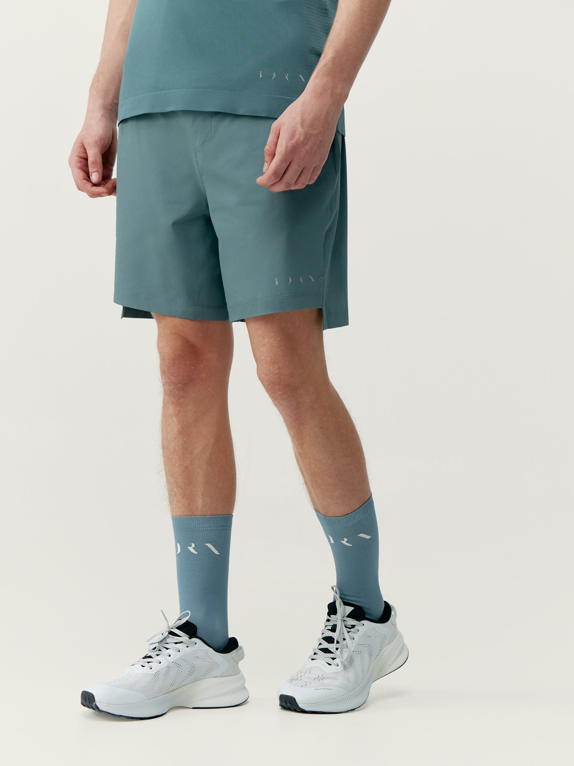 Born Living Yoga Natron Double Layer Short - Grey Green/Road Grey